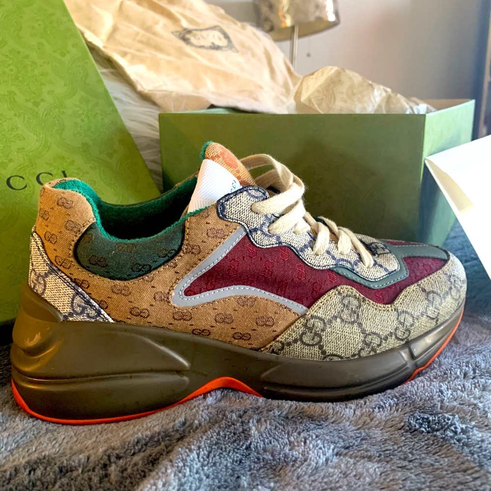 Women Gucci Shoes Size 6 1/2
